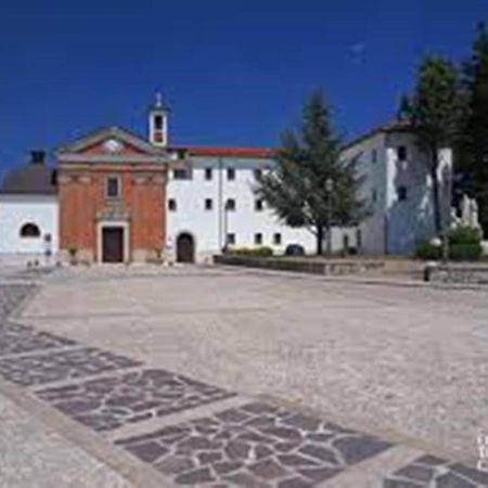 La Collina Di Nonno Carmine Acomodação com café da manhã Santa Paolina Exterior foto